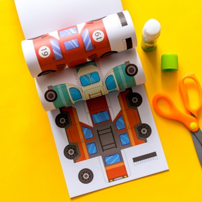 Вырежи и наклей. Собери свой автопарк Вырежи и наклей. Собери свой автопарк