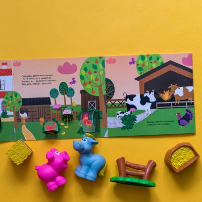 Книжка с окошками. Кто спрятался на ферме Книжка с окошками. Кто спрятался на ферме